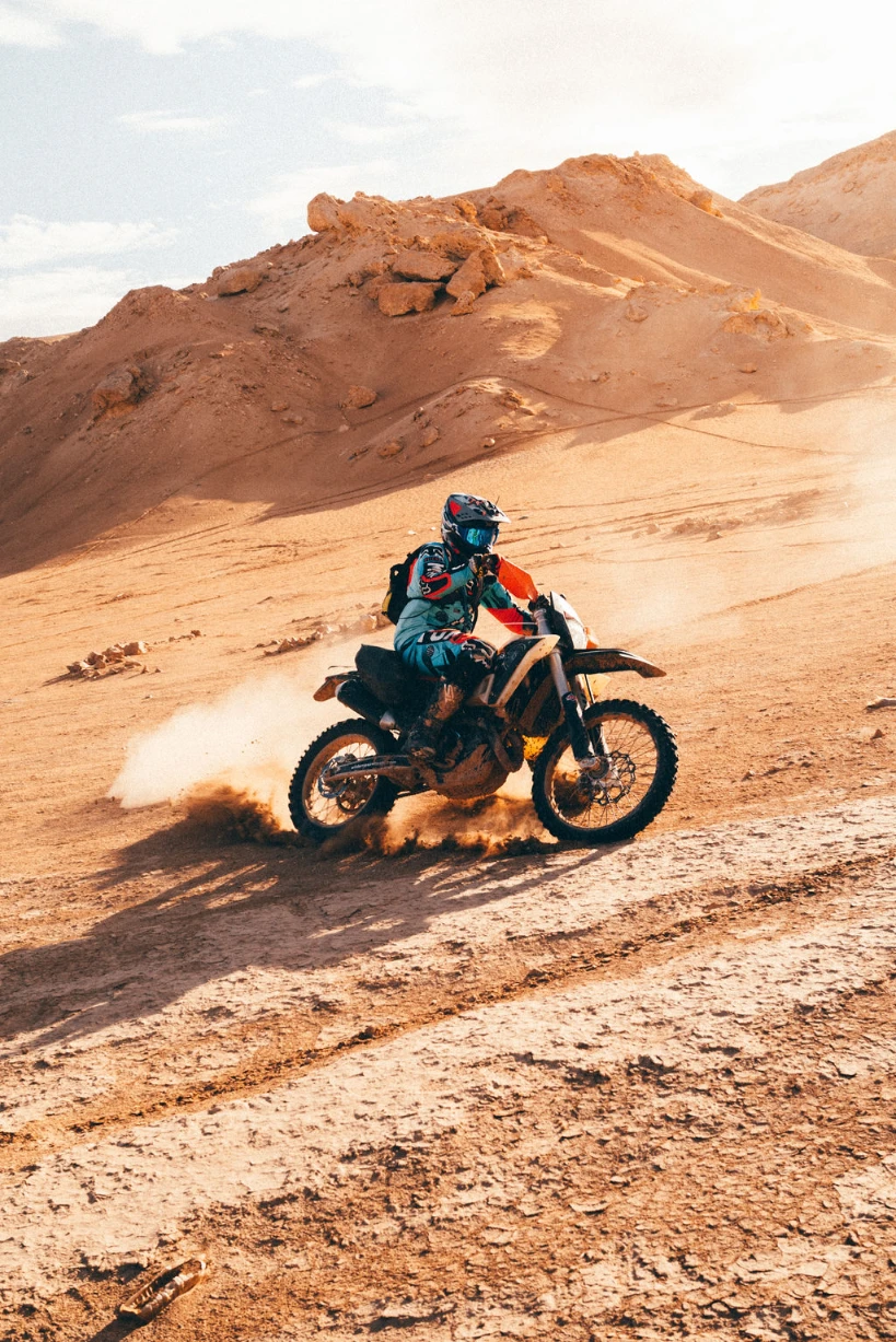 Mechanical support in the desert